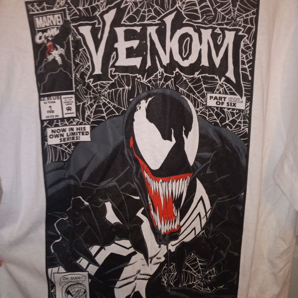 NWT MARVEL VENOM shirt